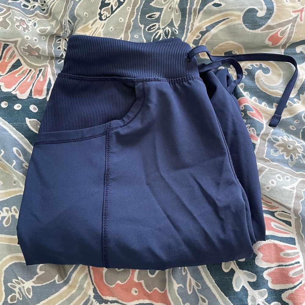 Cherokee infinity scrub pants
